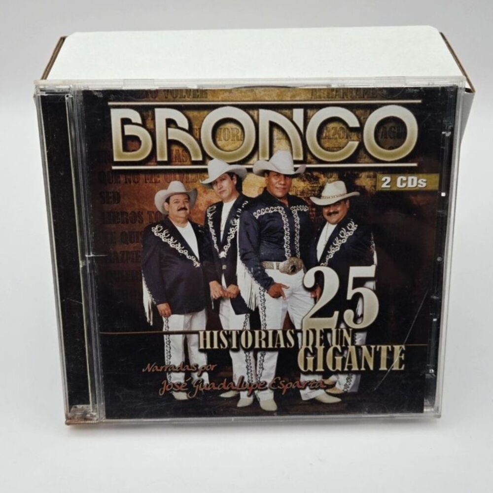 Bronco – 25 Historias de un Gigante (2 CDs) - Narrated by José Guadalupe Esparza